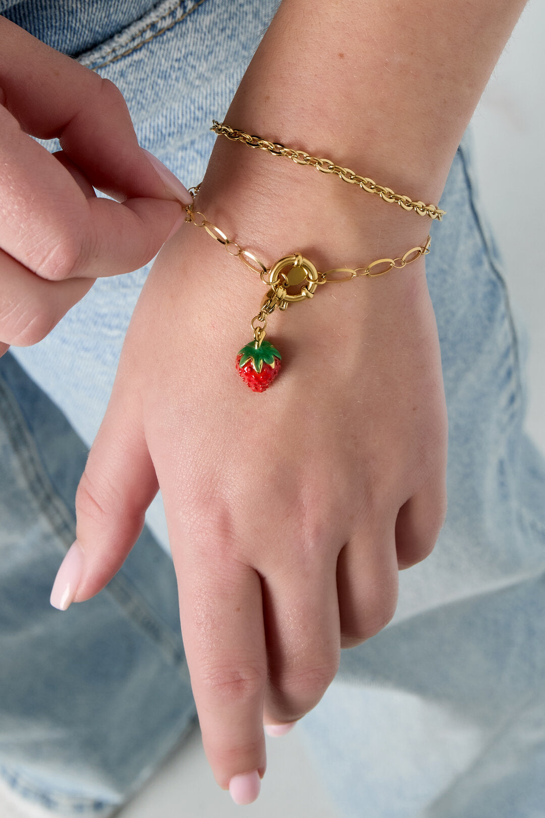 Elegant Gold Color Stainless Steel Chain Bracelet for Women