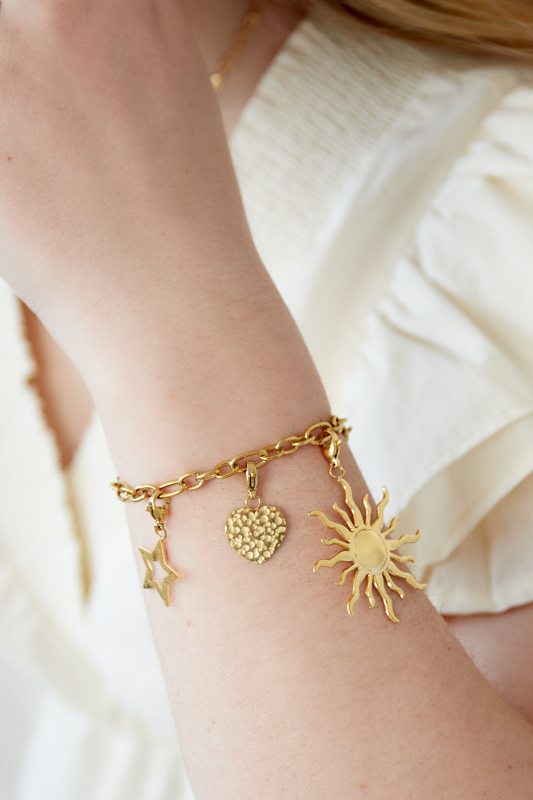 Charming 14K Gold Plated Heart Charm Bracelet
