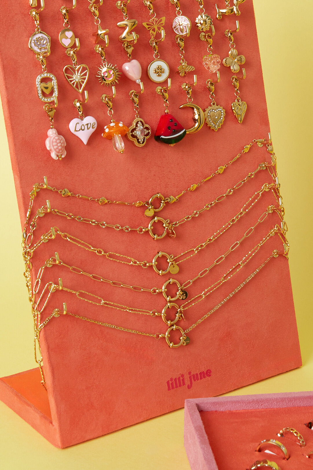 2-in-1 necklace and bracelet with varying links